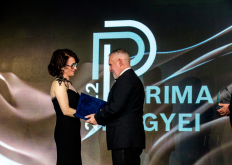 primagala-158_-small-.jpg